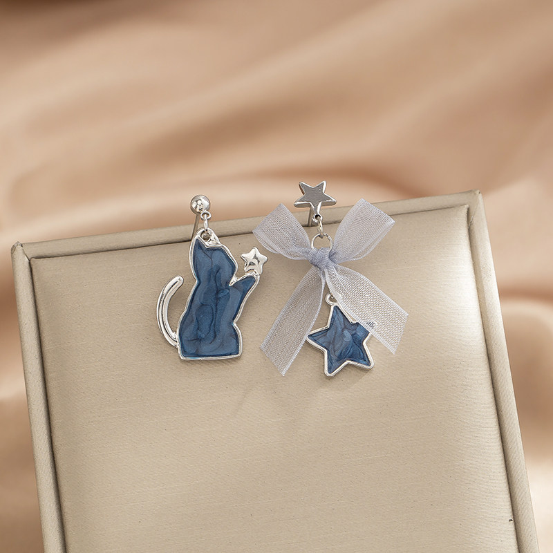 日系軟萌貓咪星星不對稱耳環