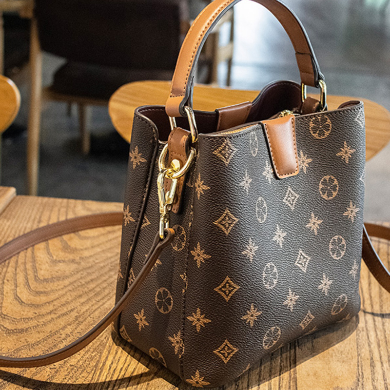 真皮水桶單肩斜背包