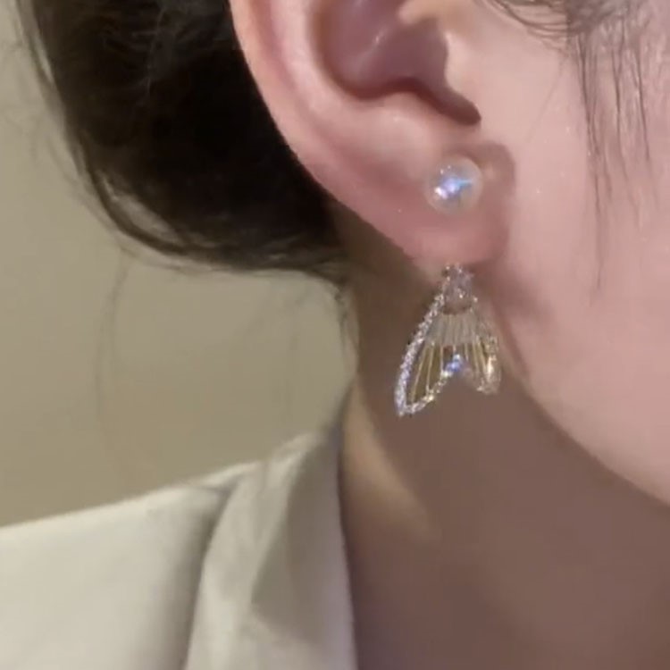 鑲鑽鏤空人魚姬珍珠耳環
