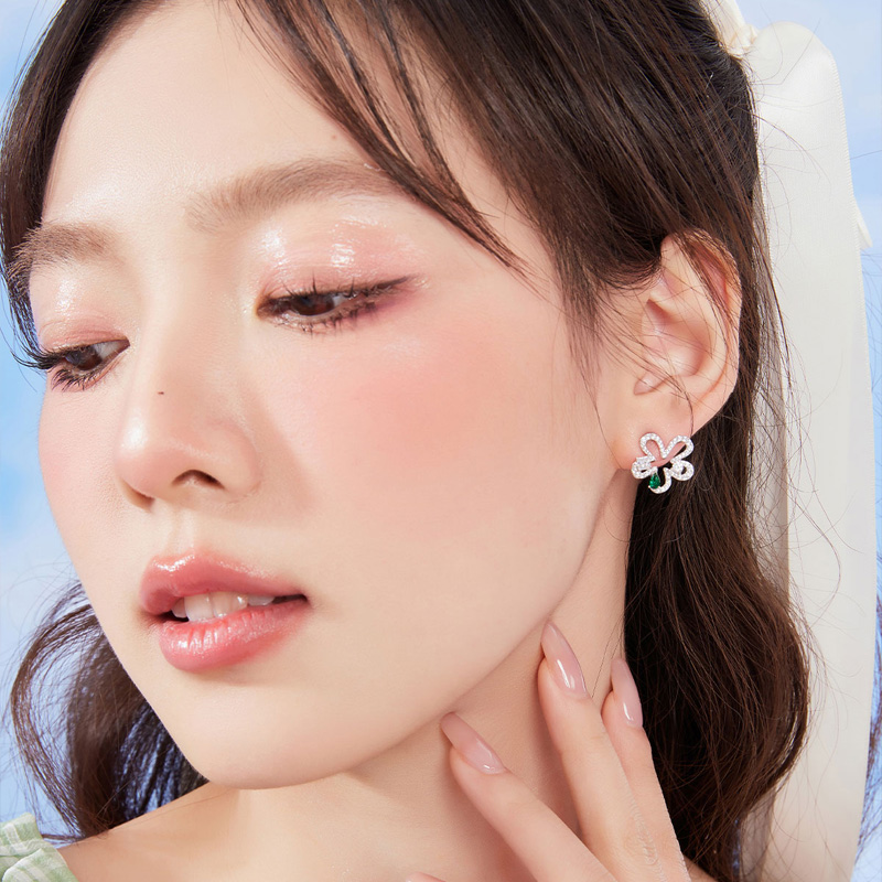 鏤空復古花朵•夾式耳環