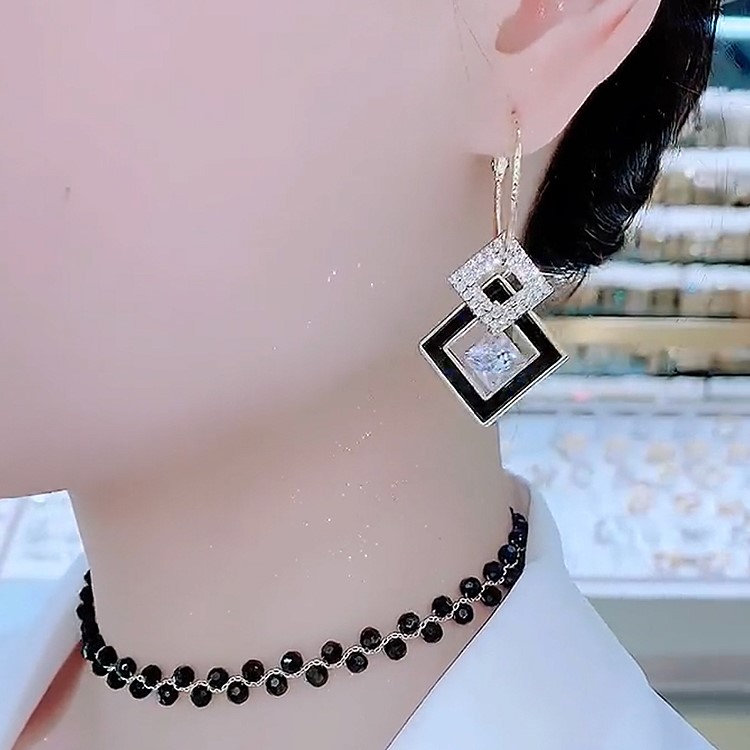 黑色方形幾何氣質耳環