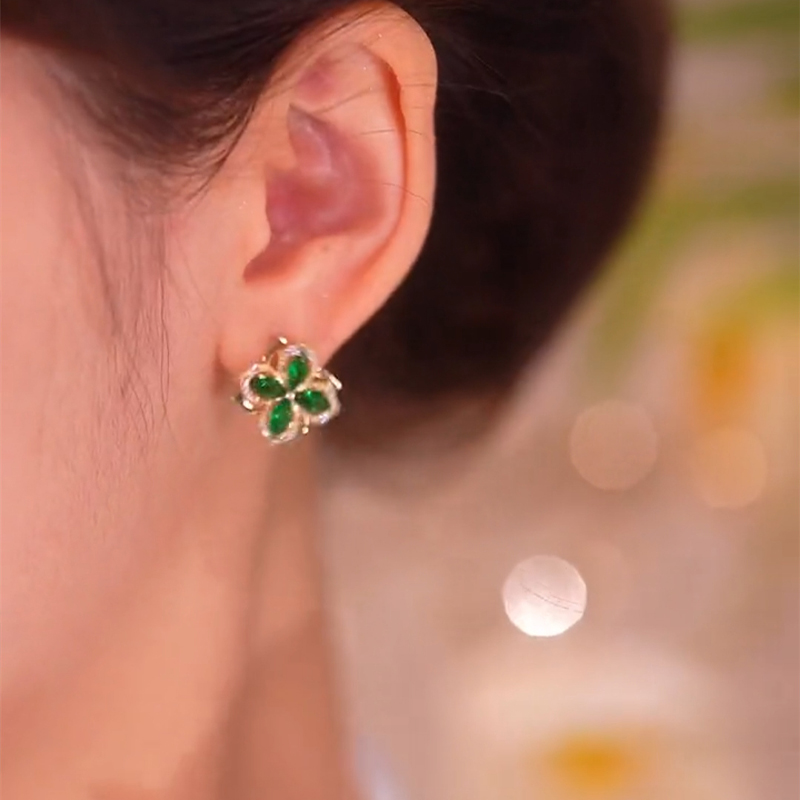 綠色四葉草旋轉耳環