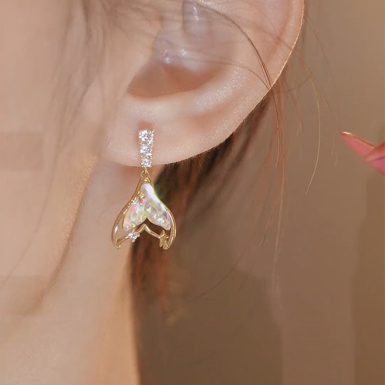 人魚泡沫 粉色鋯石魚尾耳環