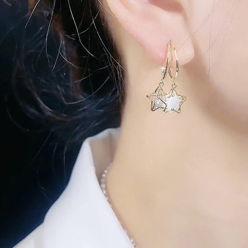 時尚設計感星星耳環 