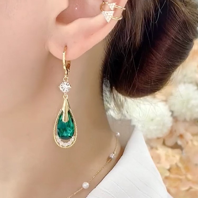 高級感綠色水晶感耳環