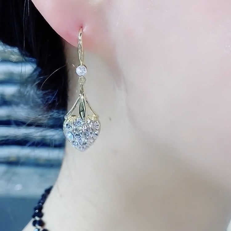 閃鑽愛心水晶耳環-FANYIACC