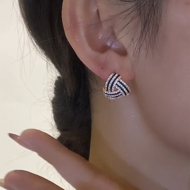 簡約氣質925銀針 黑白條紋三角形耳環