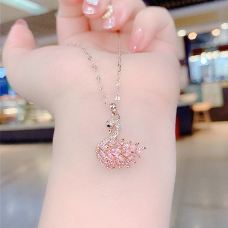 粉色天鵝輕奢項錬
