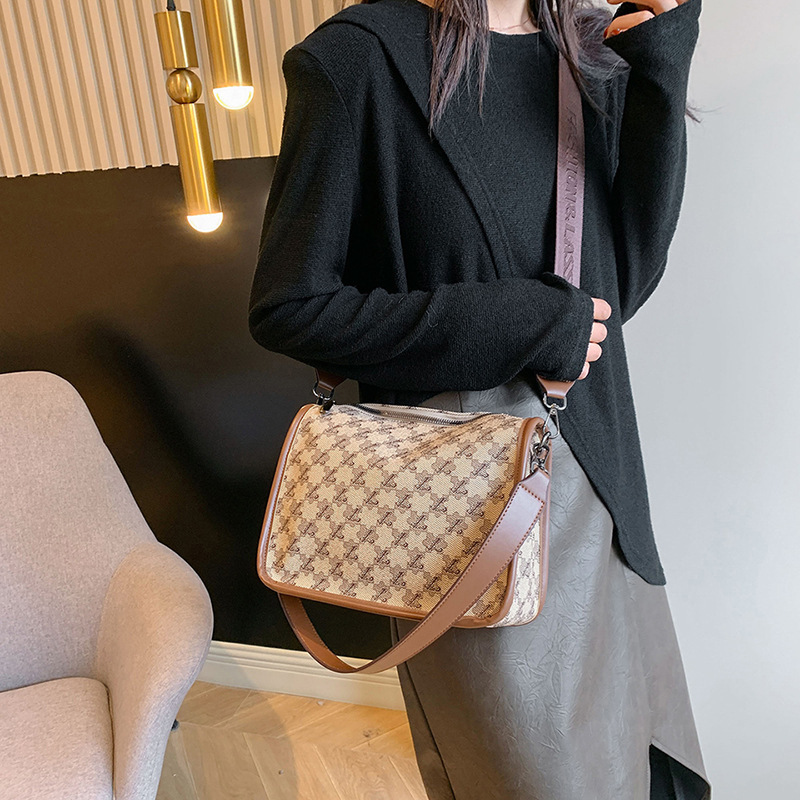 【沫緹甄選】爆款大容量通勤洋氣豌豆包新款百搭時尚潮流斜挎包