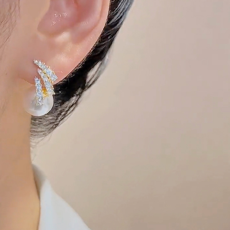 高級感閃鑽珍珠耳環