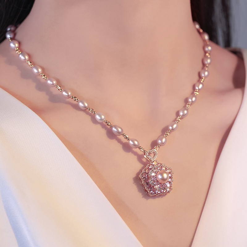 旋轉花朵珍珠項錬