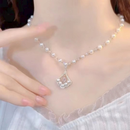 銀杏葉珍珠項錬
