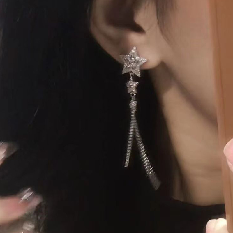 新款鑲鑽星星流蘇耳環