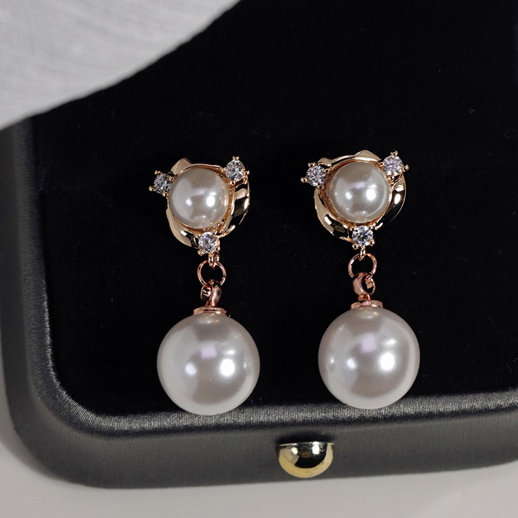 優雅珍珠無耳洞蚊香盤耳環