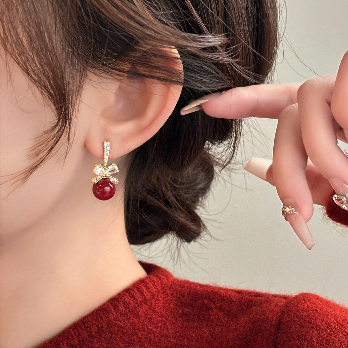 酒紅色蝴蝶結浪漫耳環 