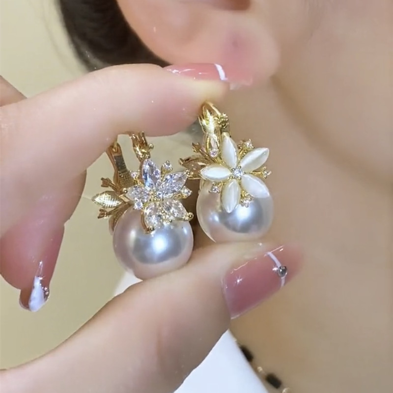 珍珠鋯石雙面花瓣耳環
