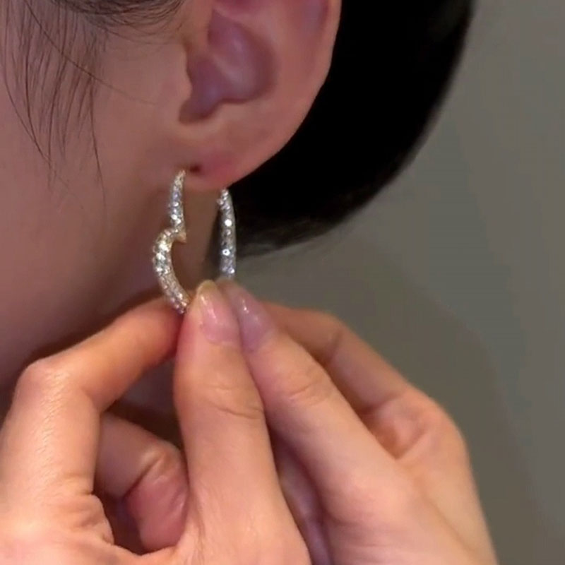 鑲鑽愛心簡約S925銀針耳環