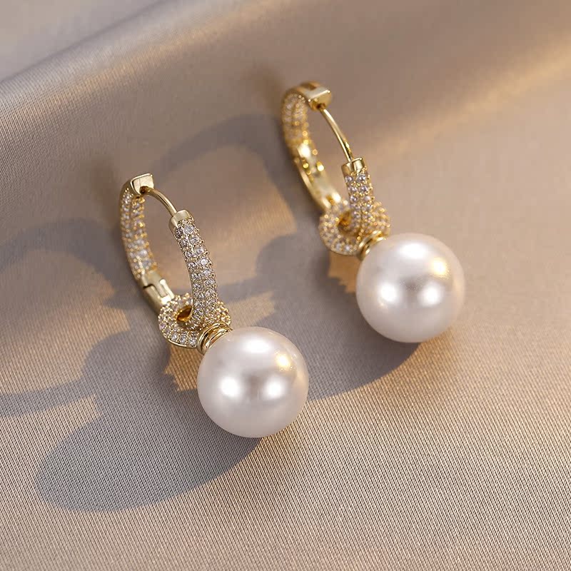 滿鑽質感珍珠耳環  