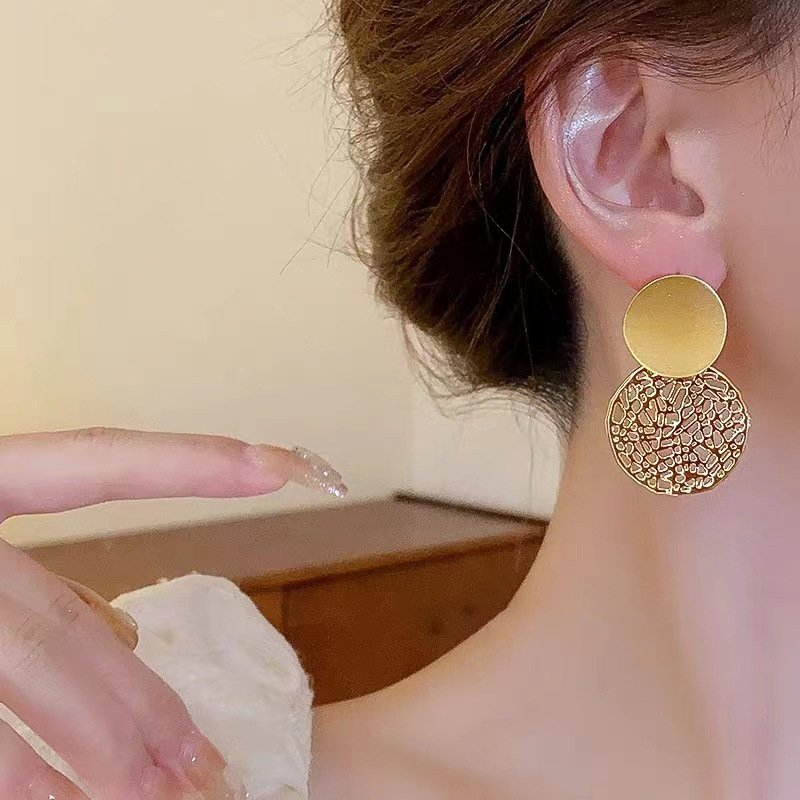 網狀鏤空金色個性耳環