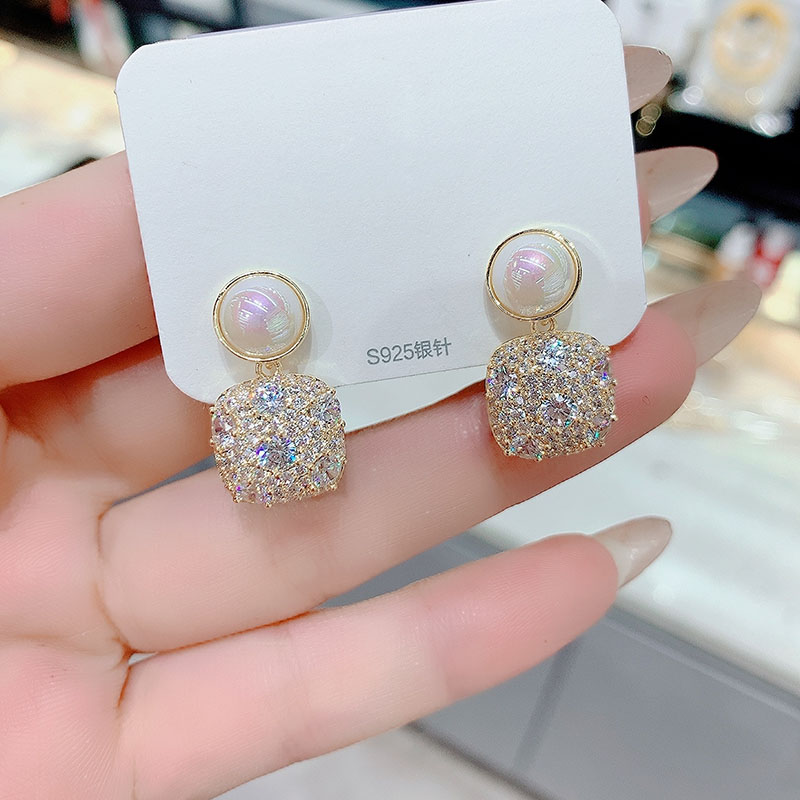 法式輕奢時尚珍珠耳環