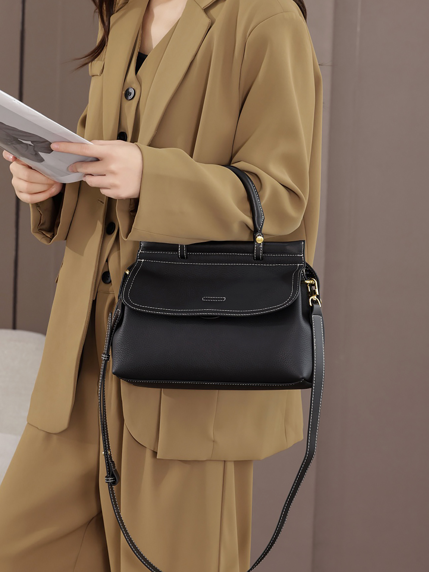 輕奢頭層牛皮手提包真皮斜肩包