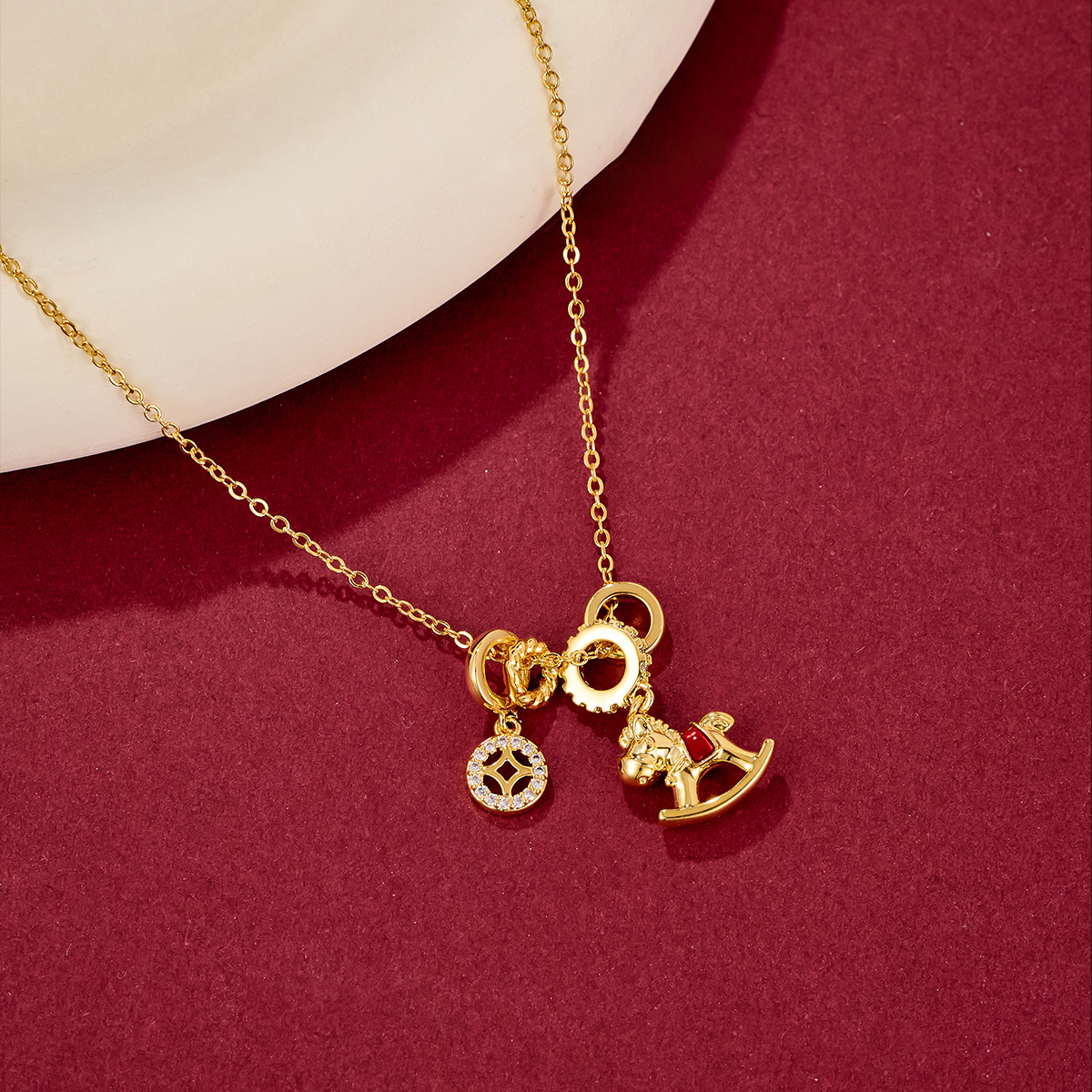 馬上有錢 | 新年錢幣小馬頸錬項錬