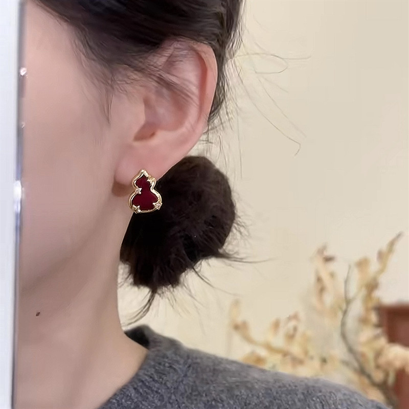 復古風紅絲絨葫蘆耳釘