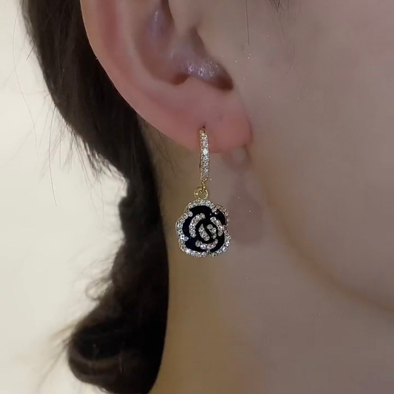 黑色玫瑰花耳扣耳環