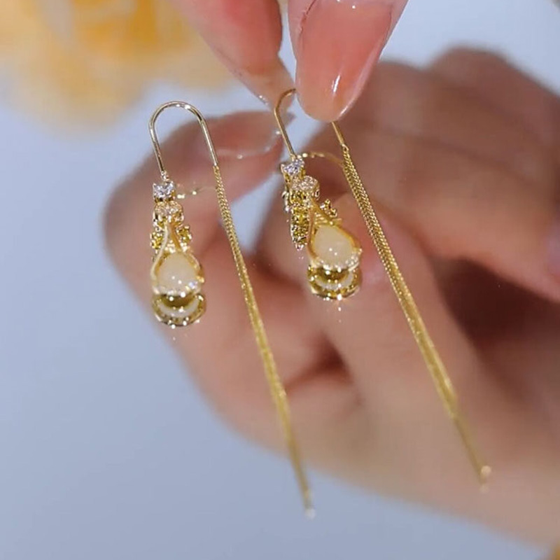 法式復古風貓眼石流蘇耳環