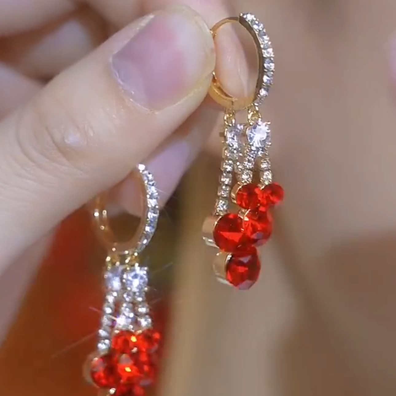 超閃紅水晶水滴耳環