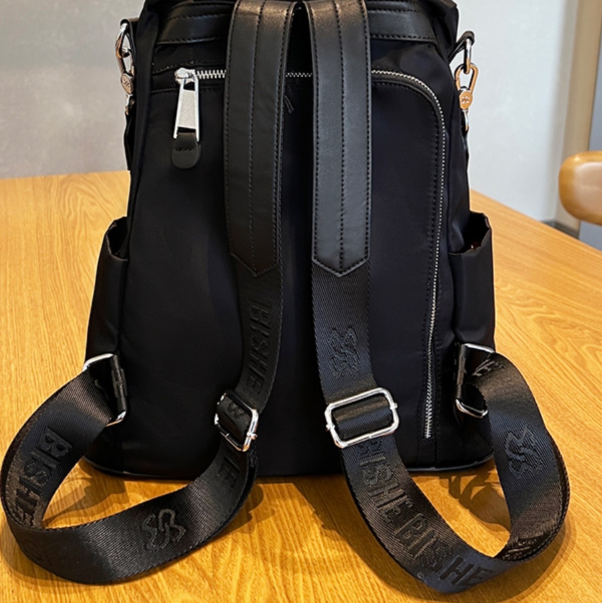 雙肩包 輕便大容量書包後背包