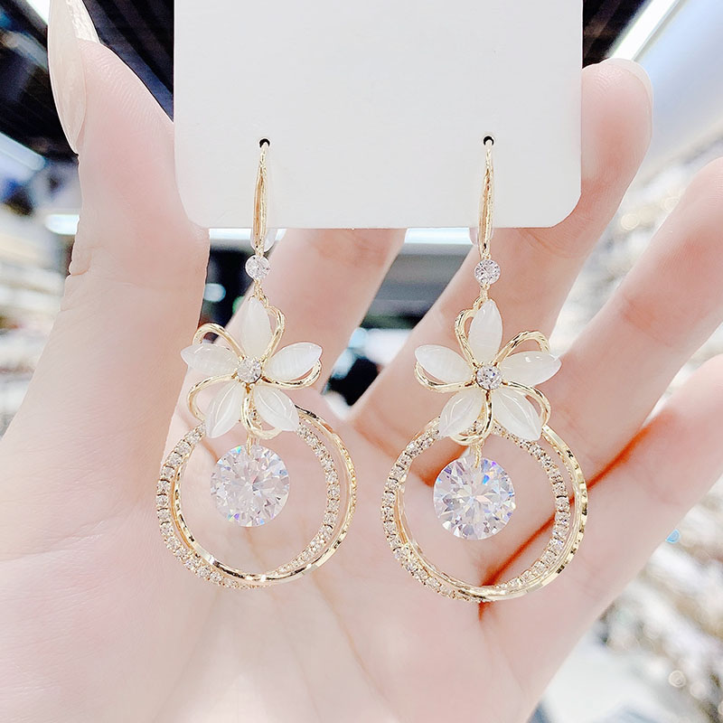 貓眼石五葉花圈圈耳環