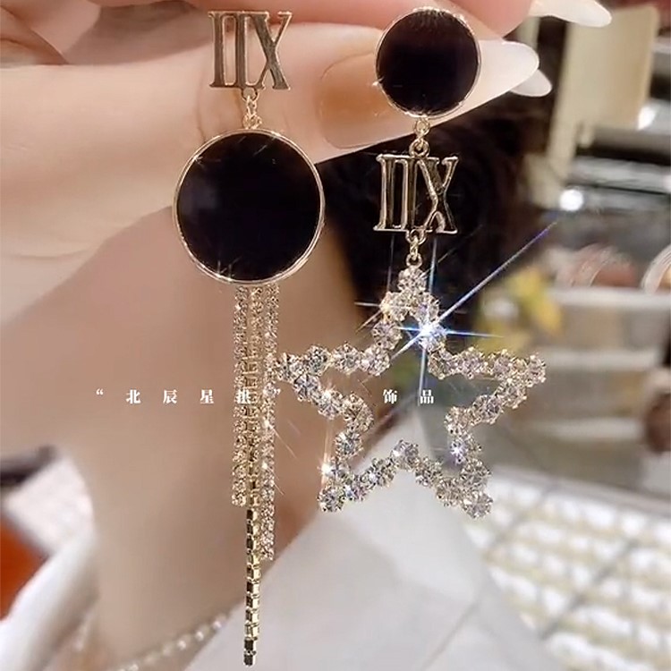 AB款五角星耳環不對稱設計