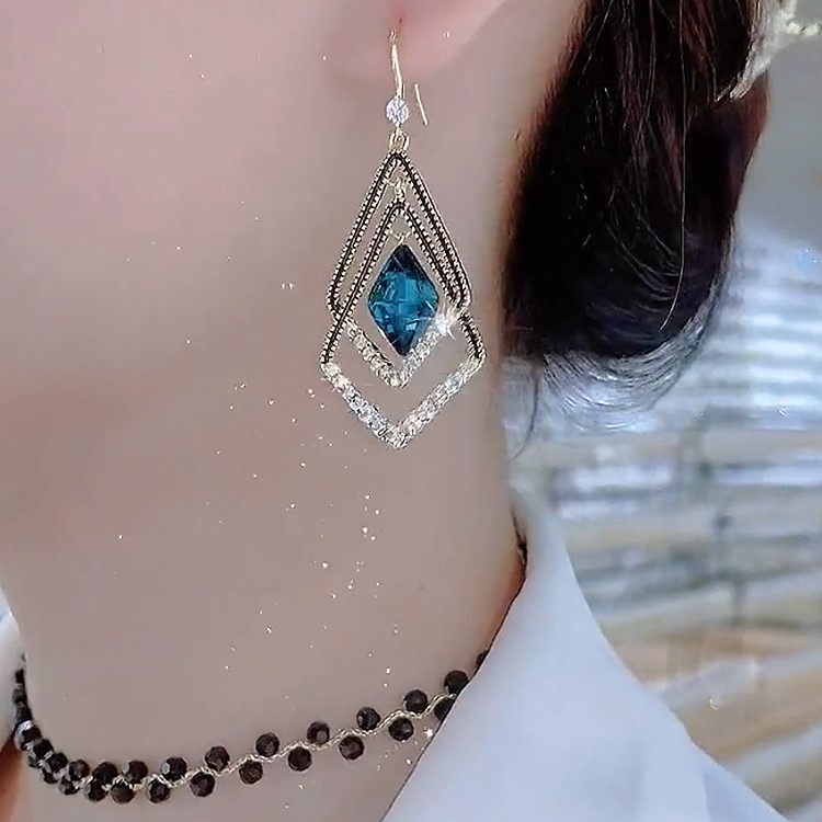 高級感水晶幾何耳環