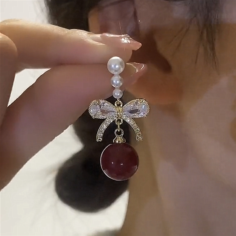 蝴蝶結酒紅珍珠耳環