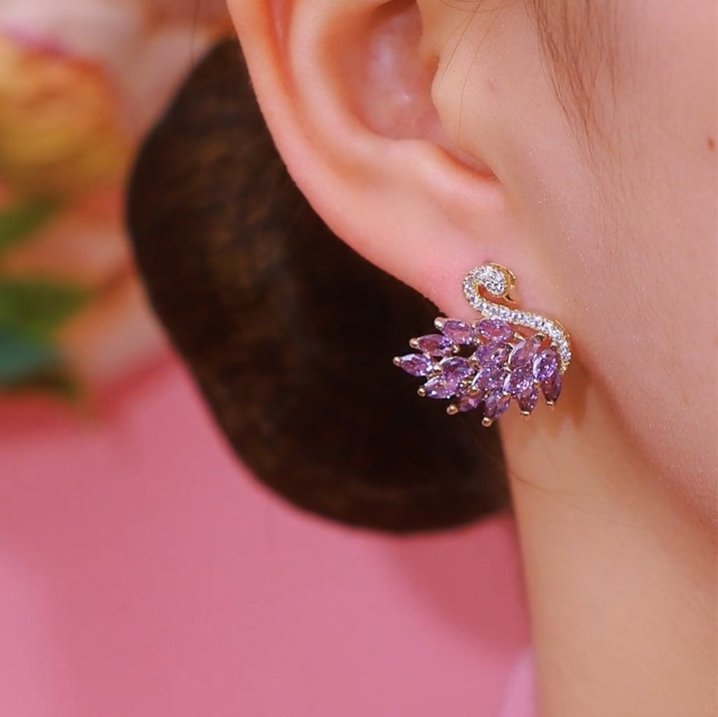 紫色鑽石優雅天鵝耳環