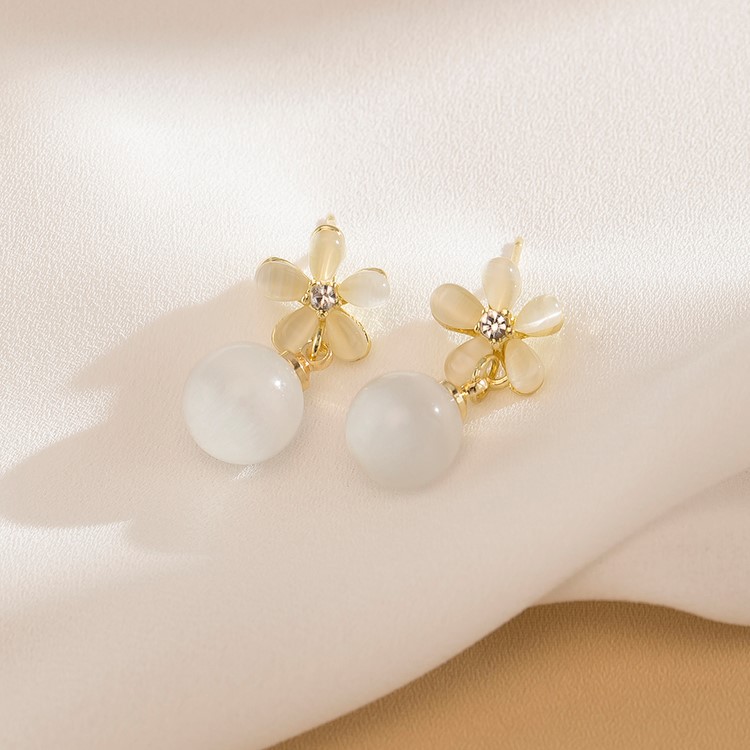 時尚貓眼石花朵蚊香盤無耳洞耳夾