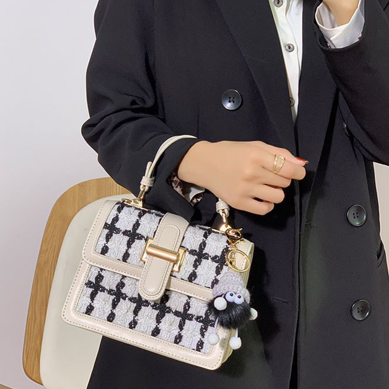 靴小香風黑白格子包包斜肩包