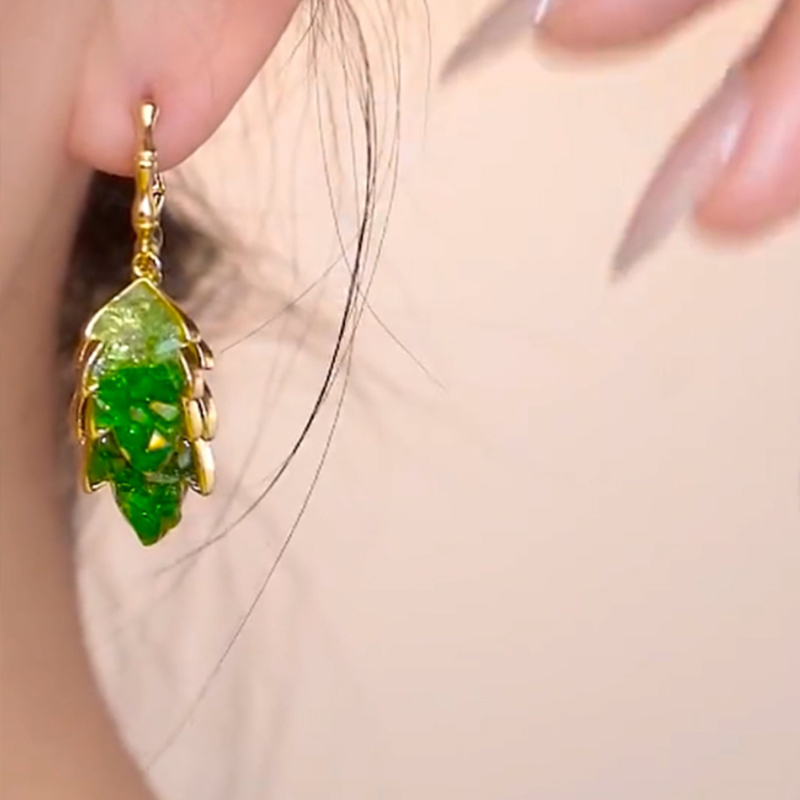 翠綠樹葉鋯石耳環