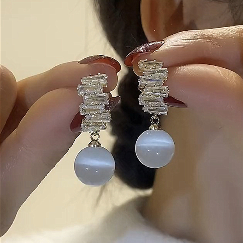 S925氣質貓眼石耳環