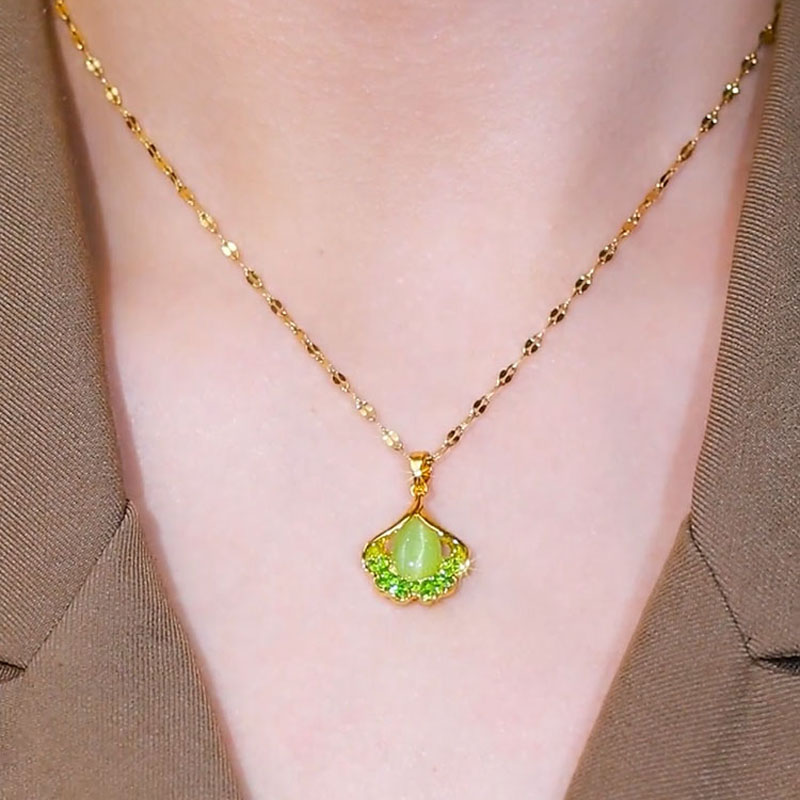 綠色葉子氣質項錬