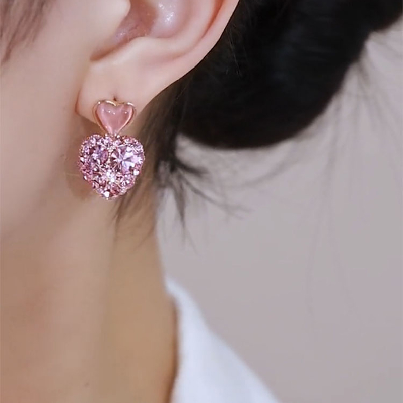 粉粉愛心鋯石耳環
