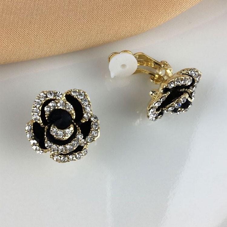 高級感黑色山茶花耳環