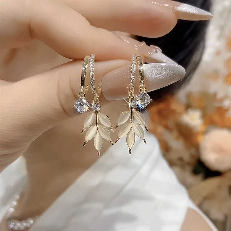 小清新貓眼石樹葉耳環
