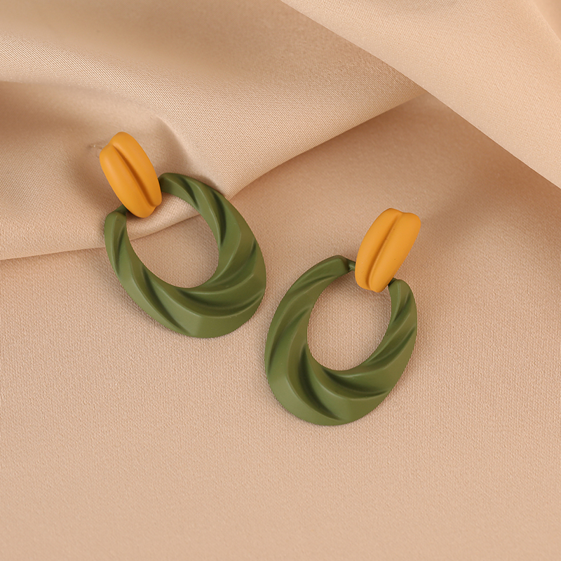 綠色復古港風蚊香盤耳環