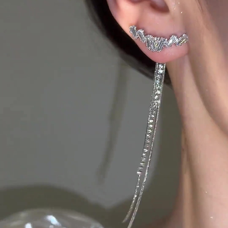 閃耀莫桑鑽氣質耳環