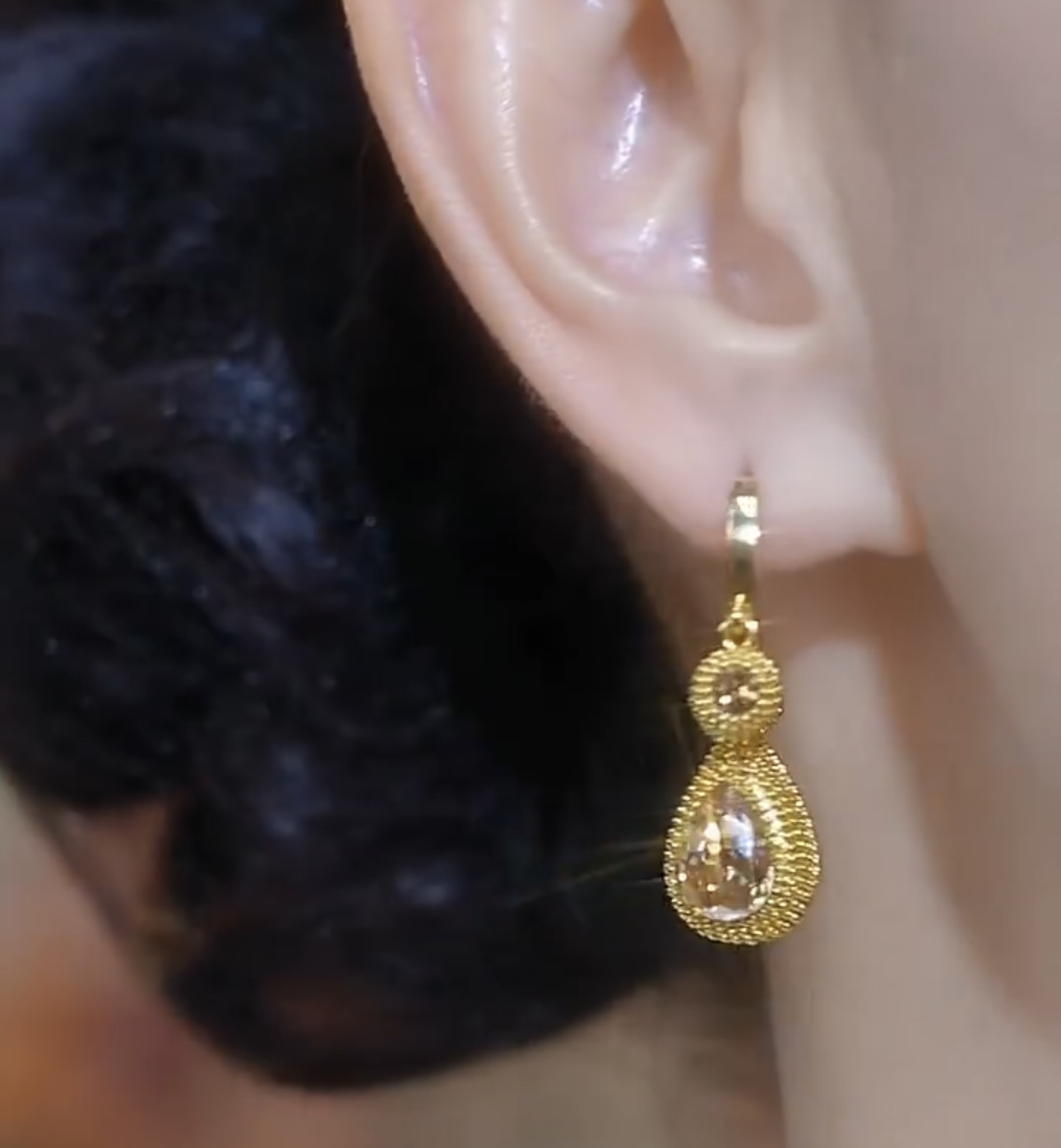 時尚百搭香檳金色榴蓮耳環