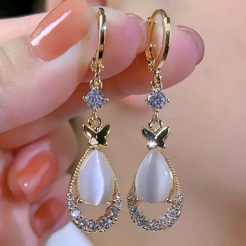 韓國氣質貓眼石蝴蝶耳環