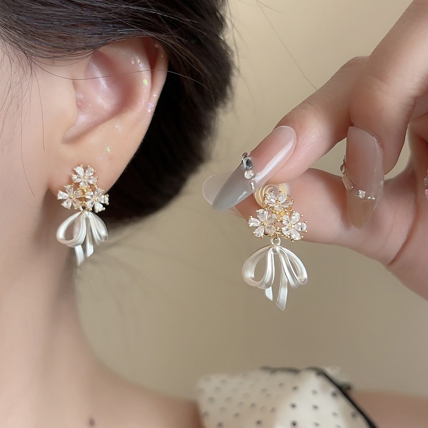 「花亦織夢」精緻蝴蝶結蚊香盤耳夾耳環