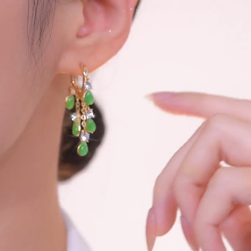 綠色貓眼石水滴耳環
